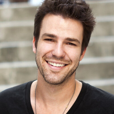 Beyond Words: The Science of Non-Fiction Bestsellers by Mark Wood