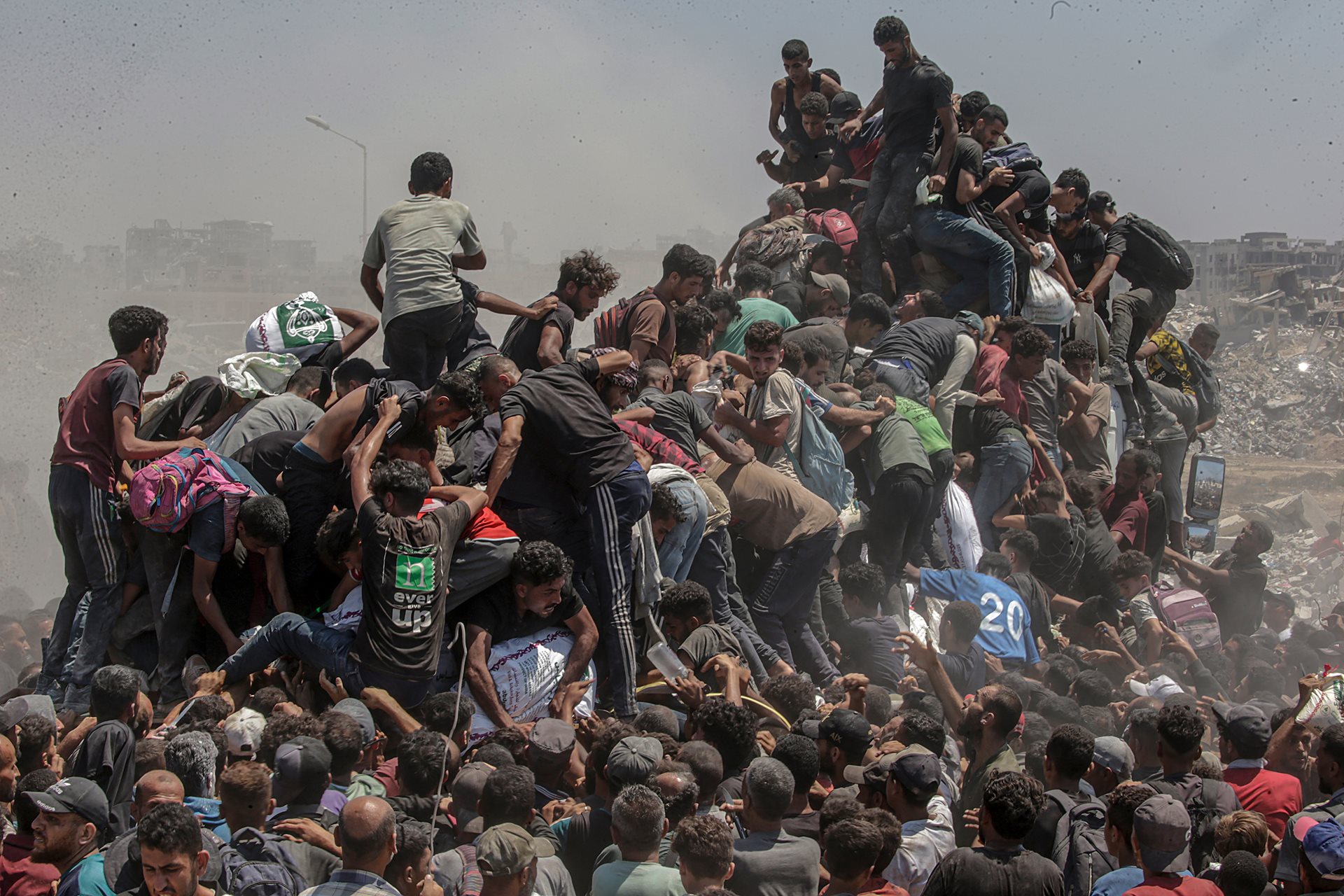 Aid Emergency in Gaza